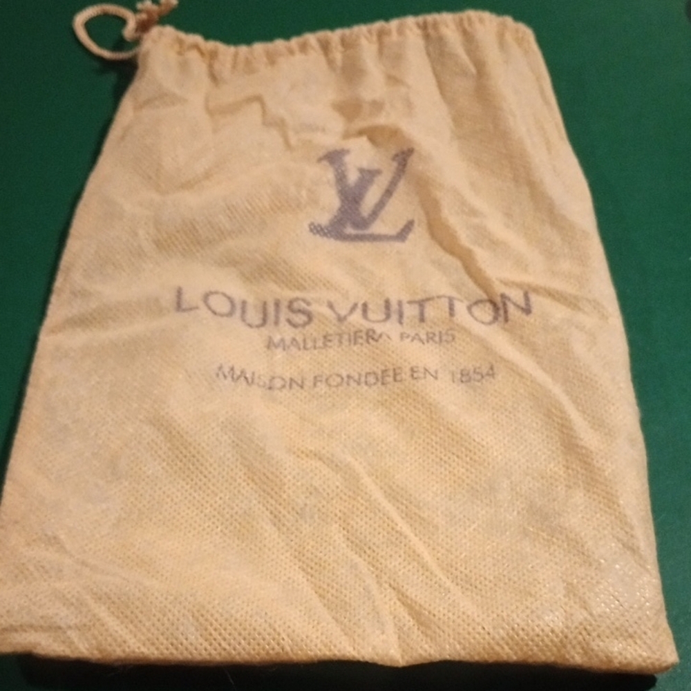 Louis Vuitton Cream Dust Bag with Logo